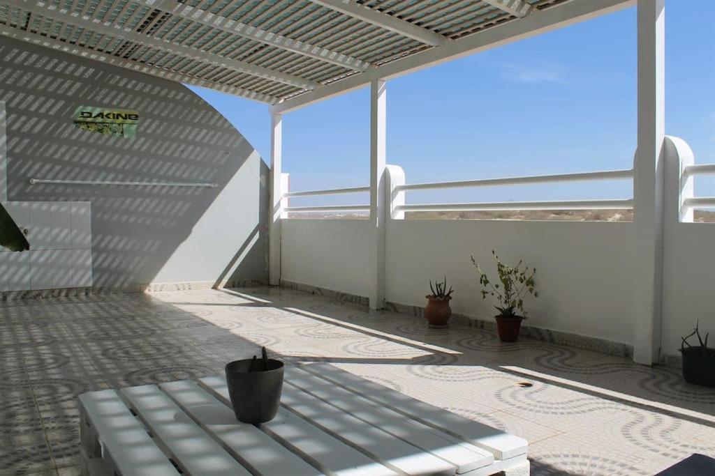 Tropical Leaves Sea View Penthouse Ca Greta 2 Floor Apartment ซาลเรย์ ภายนอก รูปภาพ