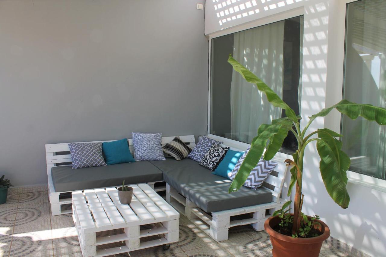 Tropical Leaves Sea View Penthouse Ca Greta 2 Floor Apartment ซาลเรย์ ภายนอก รูปภาพ