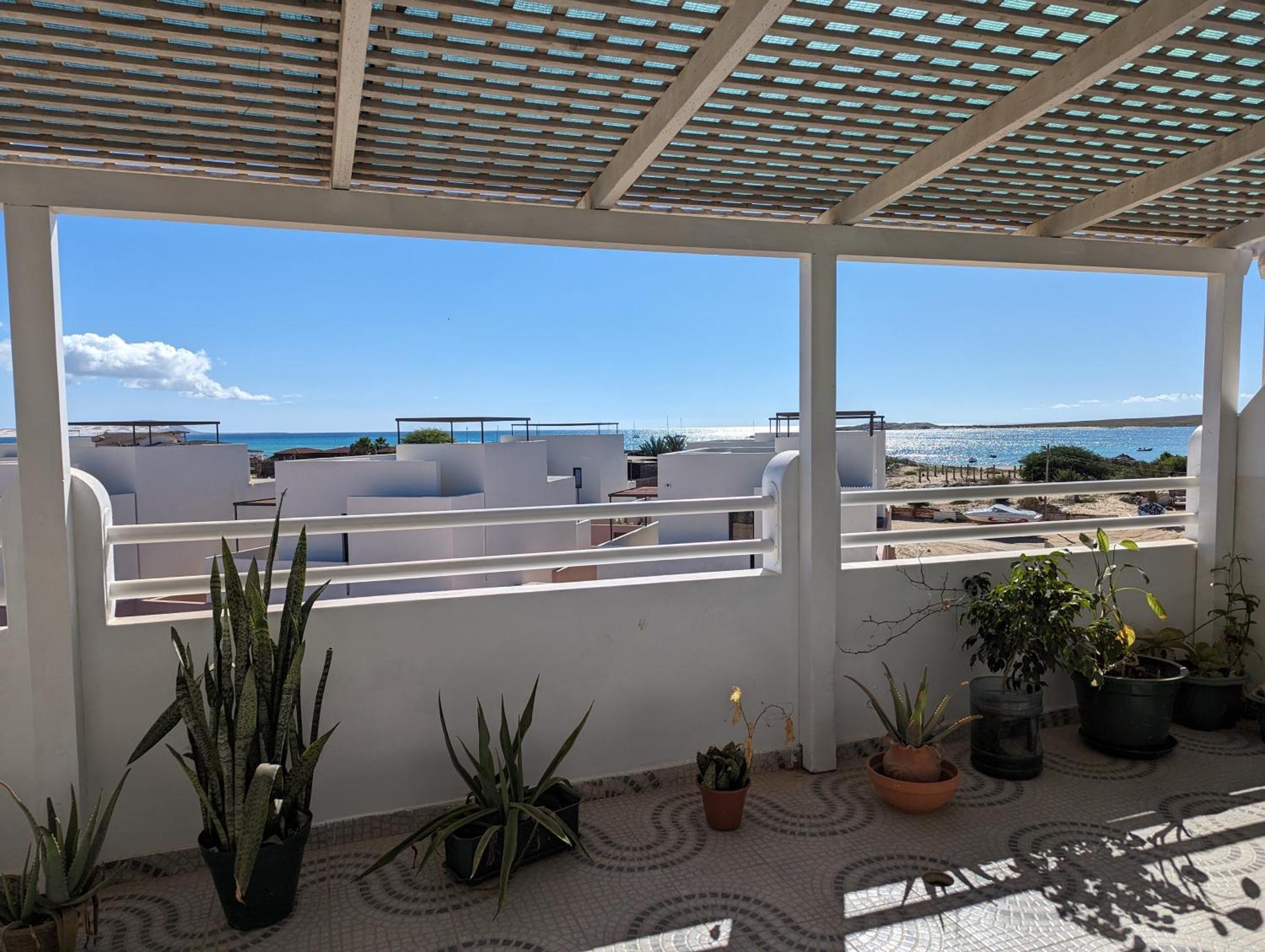 Tropical Leaves Sea View Penthouse Ca Greta 2 Floor Apartment ซาลเรย์ ภายนอก รูปภาพ
